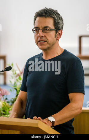 Bow Road Methodist Church, London, England, UK. 26. Juli 2017. George Monbiot, Guardian-Journalist und Aktivist Sekretär besuchen eine Diskussion nach Grenfell Katastrophe Credit: siehe Li/Alamy Live News Stockfoto