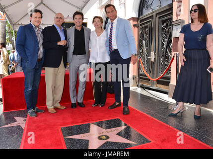 Los Angeles, USA. 26. Juli 2017. Jason Bateman Stern 028 Jeffrey Tambor, Will Arnett Jason Bateman geehrt mit einem Stern auf dem Hollywood Walk of Fame in Los Angeles. 26. Juli 2017. Bildnachweis: Longifilis/USA/Alamy Live-Nachrichten Stockfoto