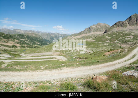 Landschaft Blick über Col de la Lombarde in den französischen Alpen im Sommer Stockfoto