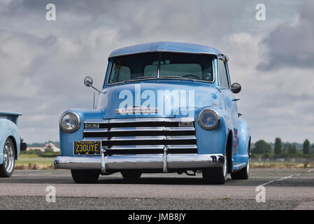 1951 Blau Chevrolet Pickup Truck auf ein amerikanisches Auto zeigen. Essex. Großbritannien Stockfoto