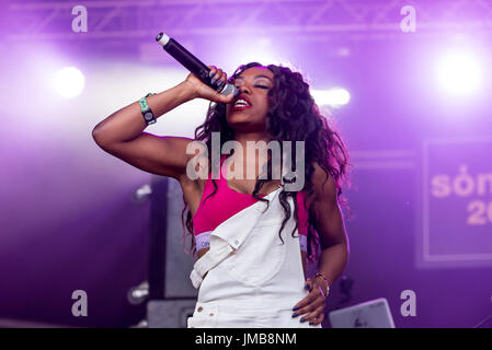 BARCELONA - 16 JUN: Lady Leshurr (Rapper, Sänger und Produzent) führt im Konzert beim Sonar Festival am 16. Juni 2016 in Barcelona, Spanien. Stockfoto