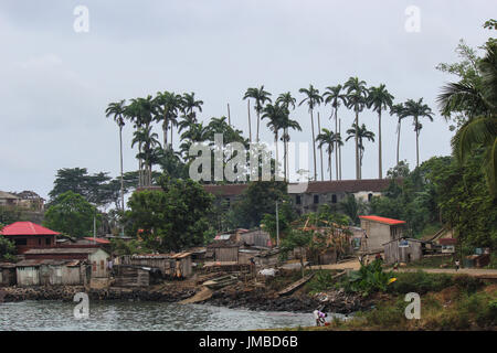 Dorf von Porto Alegre in Insel von São Tomé und Príncipe - Afrika Stockfoto