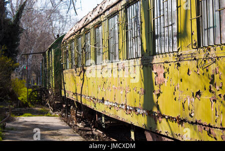 Alten Waggons auf dem Bahnhof Stockfoto