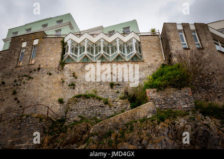 Tenby die unglaubliche Geologie und Architektur. Stockfoto