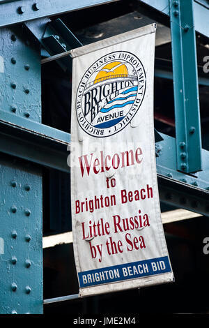 Herzlich Willkommen Sie in Brighton Beach Zeichen - russischer Einwanderer Nachbarschaft in Brooklyn, New York Stockfoto