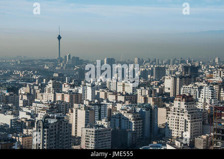 Von der Dachterrasse aus Teheran Stockfoto