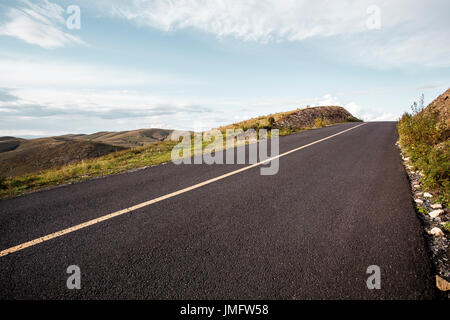 Autobahn in der chinesischen Provinz Innere Mongolei Stockfoto