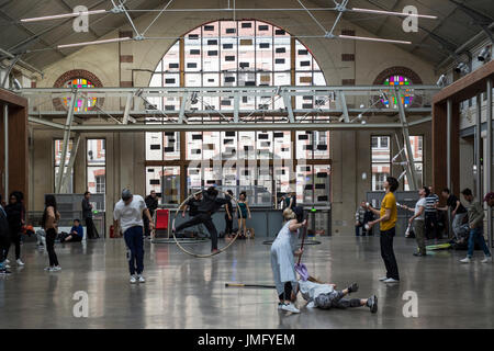 Europa, Frankreich, Paris, LE 104 MUSEUM UND KULTURZENTRUM Stockfoto