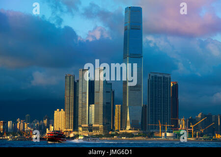 Die neue Skyline von Kowloon und Hong Kong höchstes Gebäude, das International Commerce Center ICC, Hong Kong, China. Stockfoto