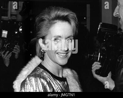 Sally Burton, Autor und Witwe des walisischen Schauspieler Richard Burton, besucht ein Promi-Event in London, England am 20. April 1989. Stockfoto