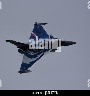 Dassault Rafale C der französischen Luftwaffe bei der Royal International Air Tattoo (RIAT) 2017, die jährlich in Fairford, Gloucestershire, Großbritannien, stattfindet Stockfoto