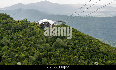 Langkawi die längste Seilbahn auf den Gipfel des Berges Stockfoto