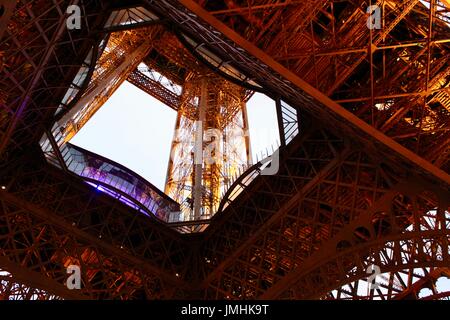 Nahaufnahme von Eiffel-Turm Stockfoto