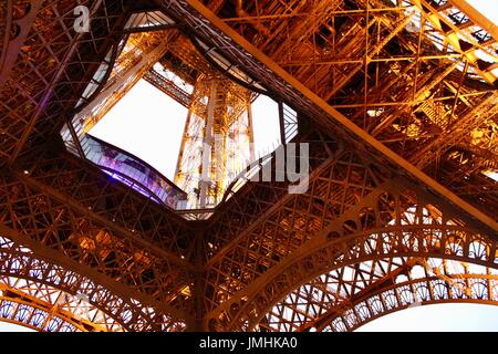 Nahaufnahme von Eiffel-Turm Stockfoto