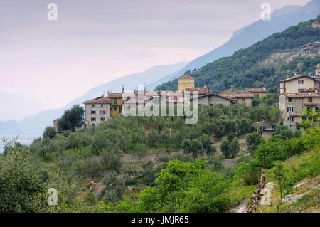 Biaza kleines Dorf am Gardasee in Italien Stockfoto