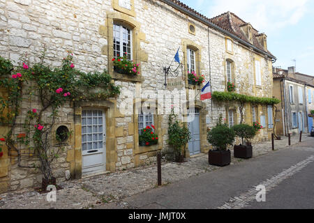 Maire oder Rathaus in der französischen Stadt Monpazier, Dordogne Stockfoto