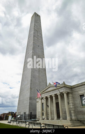 Bunker Hill Monument und Besucher Zentrum Rassen hill Charlestown Boston USA Stockfoto