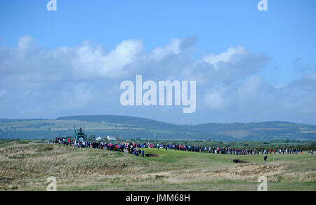 Golfclub Royal Porthcawl, Bridgend, UK. 27. Juli 2017. 10. grüne in der ersten Runde des The Senior Open Championship in Royal Porthcawl Golf Club. Bildnachweis: David Partridge/Alamy Live-Nachrichten Stockfoto