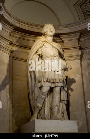 Statue im spanischen Königspalast; Madrid, Spanien Stockfoto