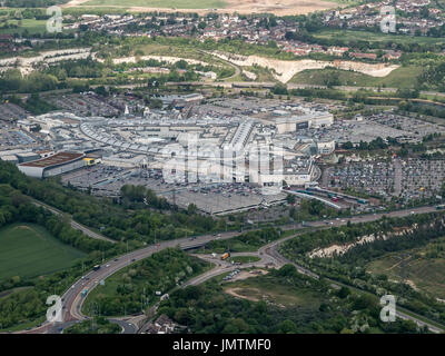 Luftaufnahme von Bluewater Shopping Centre, Dartford, Greenhithe, Kent, UK Stockfoto