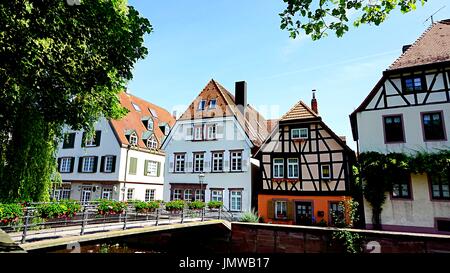 Typisch Deutsch Gehäuse Gebäude in Ettlingen, Baden-Württemberg, Deutschland Stockfoto