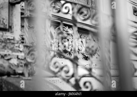 New York Gebäude Closeup am St. Marks Platz. 96 und 98 St.-Markus Platz ist auf dem Cover von Led Zeppelin 1975 Physical Graffiti Album gesehen. Stockfoto