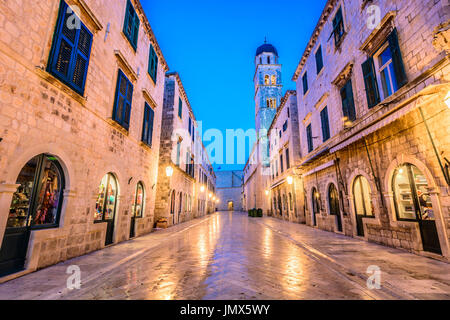 Schönen Abend Blick auf Stradun Straße in der Altstadt Dubrovnik, Kroatien. Stockfoto