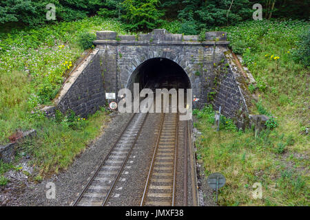 Eisenbahntunnel. Totley Tunnel in Grindleford in der Landschaft von Derbyshire, England, Großbritannien Stockfoto