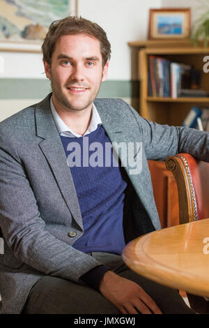 Bild: Edinburgh Council Leader Adam McVey - Porträts - City Chambers Stockfoto