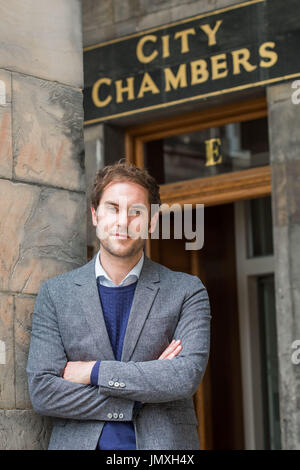 Bild: Edinburgh Council Leader Adam McVey - Porträts - City Chambers Stockfoto