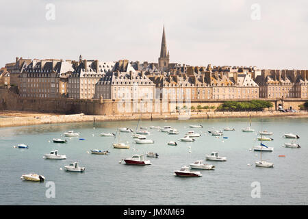Die historische Stadt und Hafen, St. Malo (St. Malo), Bretagne Frankreich Europa, Stockfoto