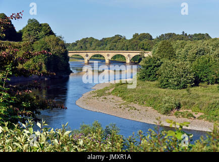 Coldstream Brücke über dem Fluss Tweed. Coldstream, Scottish Borders, Berwickshire, Schottland, Vereinigtes Königreich, Europa. Stockfoto