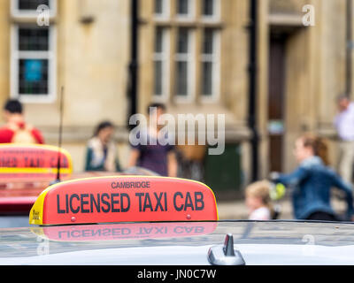 Lizenzierte Taxis in zentralen Cambridge UK Stockfoto