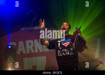 WOMAD Festival, Charlton Park, Wiltshire, UK. 29. Juli 2017. Steigende UK Hip Hop star Loyle Carner führt live für ein jugendliches Publikum im Siam Zelt bei WOMAD. Bildnachweis: Francesca Moore/Alamy Live-Nachrichten Stockfoto