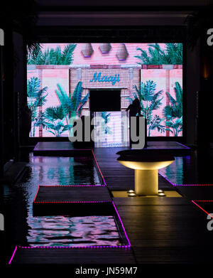 Miami Beach, FL - 23. Juli 2017: Ein Blick auf das Set für die Maaji 2018 Collection At Funkshion Swim Fashion Week im Setai Hotel Stockfoto