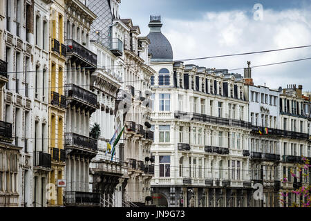 Altes, aber renoviert Fenster im historischen Teil von Bruxelles, Belgien Stockfoto