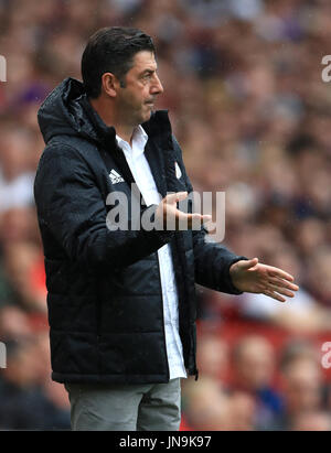 Benfica-Manager Rui Vitoria während des Emirates-Cup-Spiels im Emirates Stadium in London. DRÜCKEN SIE VERBANDSFOTO. Bilddatum: Samstag, 29. Juli 2017. Siehe PA Geschichte FUSSBALL Arsenal. Das Foto sollte lauten: John Walton/PA Wire. Stockfoto