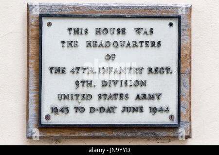Plaque dieses Hauses war das Hauptquartier der 47. Infanterie-Regiment, 9. Division, US Army, Alresford, Hampshire, England, uk-gb Stockfoto