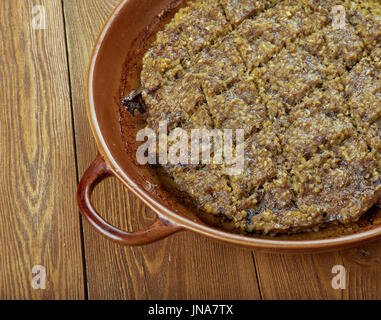 Baked Kibbeh - libanesischen gebackenes Hackfleisch Lamm Kuchen Stockfoto