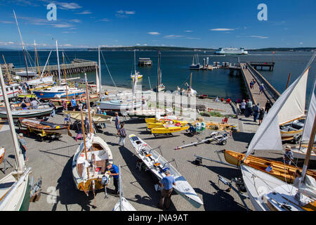 Port Townsend Tasche Yacht Palooza Boat Show im nordwestlichen Maritime Zentrum. Stockfoto