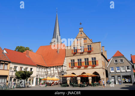 Altes Rathaus und Marktplatz, Werne, Nordrhein-Westfalen, Deutschland | Altes Rathaus Und Marktplatz, Werne, Nordrhein-Westfalen, Deutschland Stockfoto