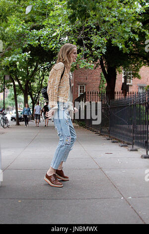 Modell dienstfrei Hanne Gaby Odiele Streetstyle während der New York Fashionweek Stockfoto