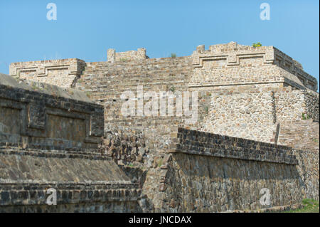 Monte Alban, Ruinen der Zapoteken Zivilisation, Oaxaca, Mexiko Stockfoto