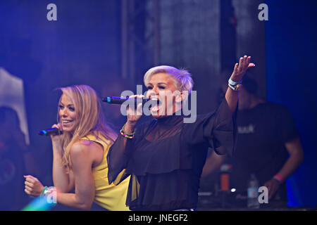 Liverpool, Vereinigtes Königreich. 29. Juli 2017. Atomic Kitten erklingt auf der Bühne in Liverpool in Liverpool Pride-Wochenende. Credit: ken Biggs/Alamy Live-Nachrichten Stockfoto