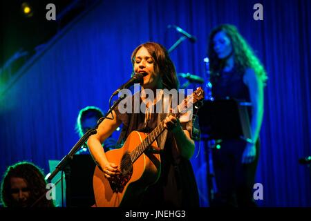 Gardone Riviera, Italien. 29. Juli 2017. Gardone Riviera Brescia Italien 29. Juli Carmen Consoli tritt bei Anfiteatro Vittoriale Credit: Roberto Finizio/Alamy Live News Stockfoto