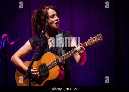 Gardone Riviera, Italien. 29. Juli 2017. Gardone Riviera Brescia Italien 29. Juli Carmen Consoli tritt bei Anfiteatro Vittoriale Credit: Roberto Finizio/Alamy Live News Stockfoto