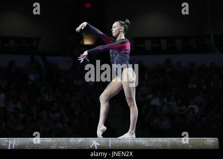 29. Juli 2016: Turnerin Mailie O'Keefe konkurriert in der junior Competition an der 2017 US Classic im Sears Centre in Hoffman Estates, IL. O' Keefe wurde Zweiter in der rundum. Melissa J. Perenson/CSM Stockfoto