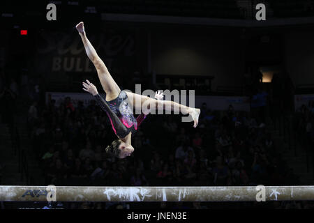 29. Juli 2016: Turnerin Mailie O'Keefe konkurriert in der junior Competition an der 2017 US Classic im Sears Centre in Hoffman Estates, IL. O' Keefe wurde Zweiter in der rundum. Melissa J. Perenson/CSM Stockfoto