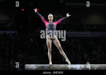 29. Juli 2016: Turnerin Mailie O'Keefe konkurriert in der junior Competition an der 2017 US Classic im Sears Centre in Hoffman Estates, IL. O' Keefe wurde Zweiter in der rundum. Melissa J. Perenson/CSM Stockfoto