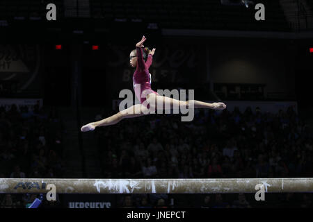 Hoffman Estates, IL, USA. 29. Juli 2016. Turnerin Morgan Hurd konkurriert in der senior Wettbewerb bei der 2017 US Classic im Sears Centre in Hoffman Estates, IL. Melissa J. Perenson/CSM/Alamy Live-Nachrichten Stockfoto